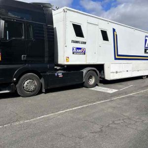 Semi compétition avec Tracteur pour assistance rallye ou circuit (1)