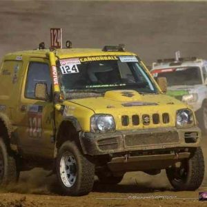 4x4 Suzuki Jimny tout terrain (1)