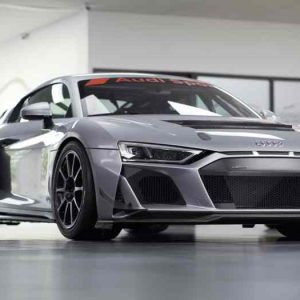 Audi R8 LMS GT4 Evo + Big stock of spare parts & tools (1)