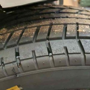 PNEUS PIRELLI 245X62-17 - P7 PLUIE (1)