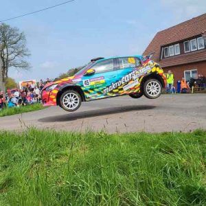 Peugeot 208 Rally4 RC4 (1)