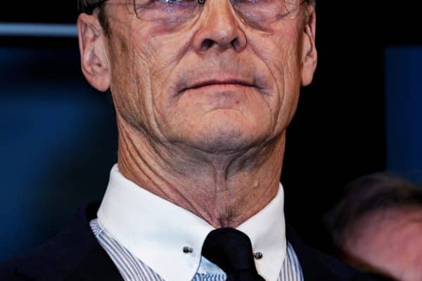 Ari Vatanen, pilote finlandais champion du monde des rallyes 1981.