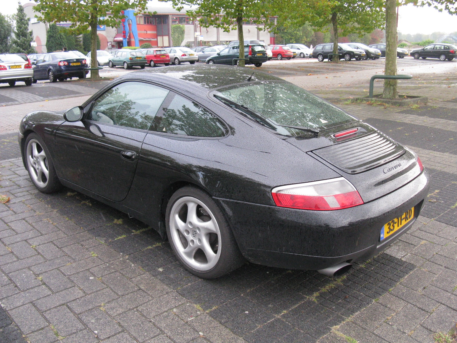 Porsche 911 Carrera type 996, modèle de la fin des années 90, début 2000.