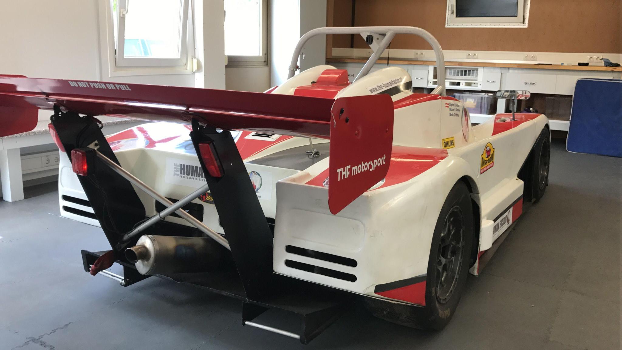Global Lights Motorsport GT2 (3)