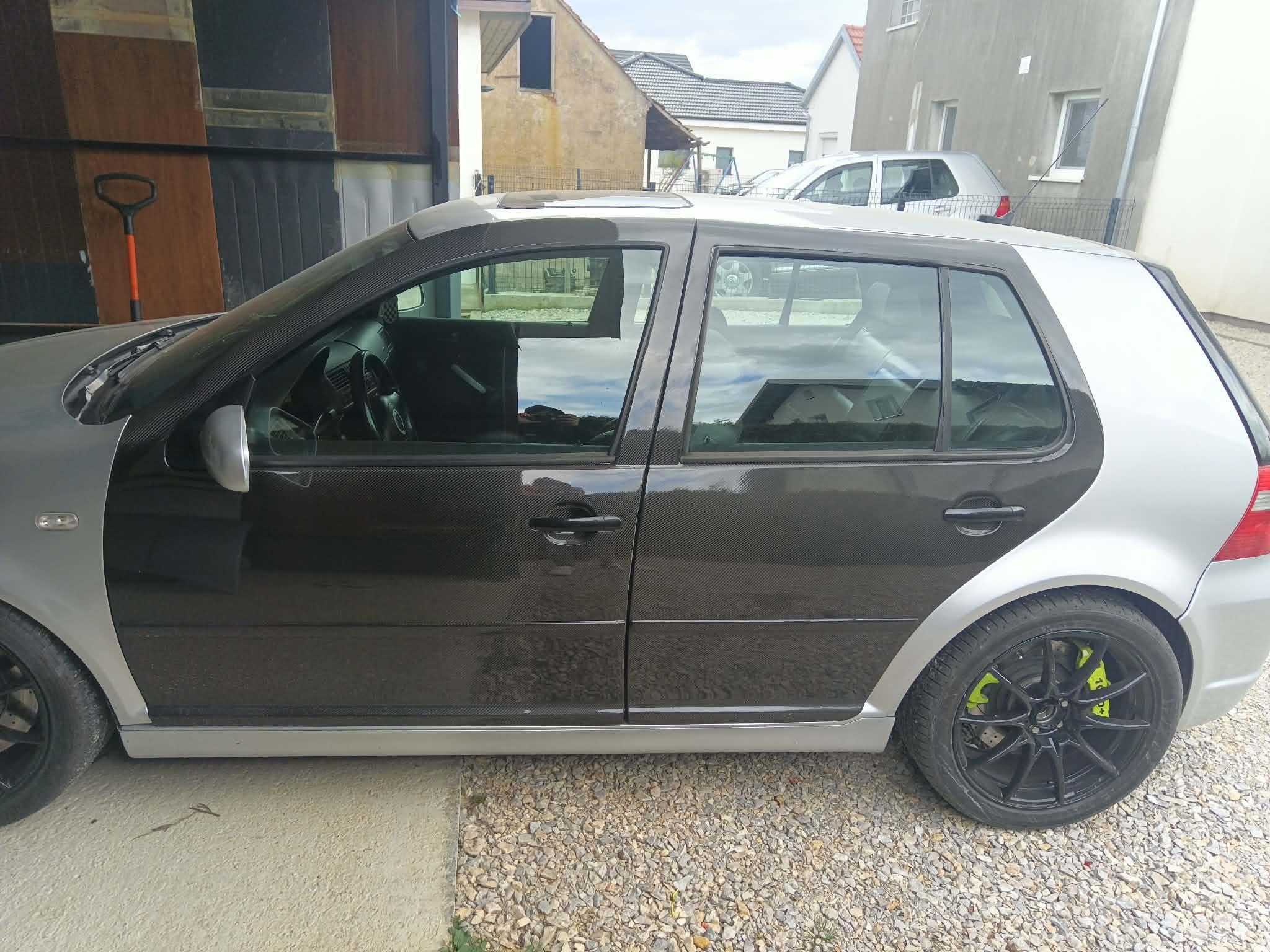Portes carbone Volkswagen Golf 4 – jeu complet 5 portes