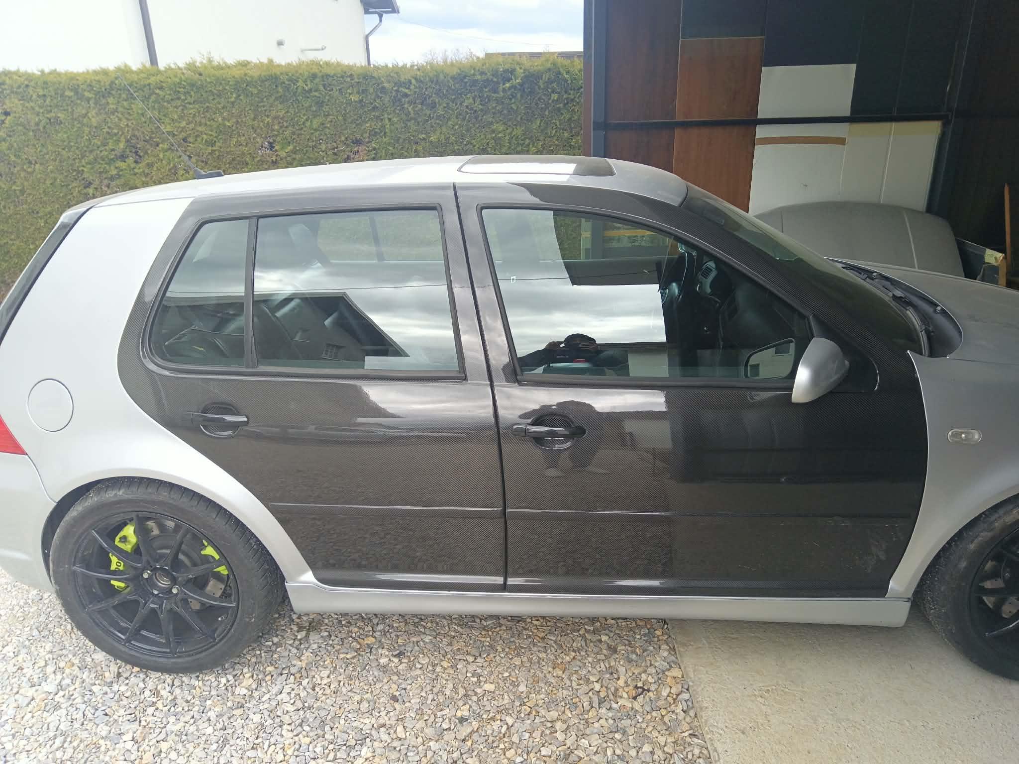 Portes carbone Volkswagen Golf 4 – jeu complet 5 portes – Image 3