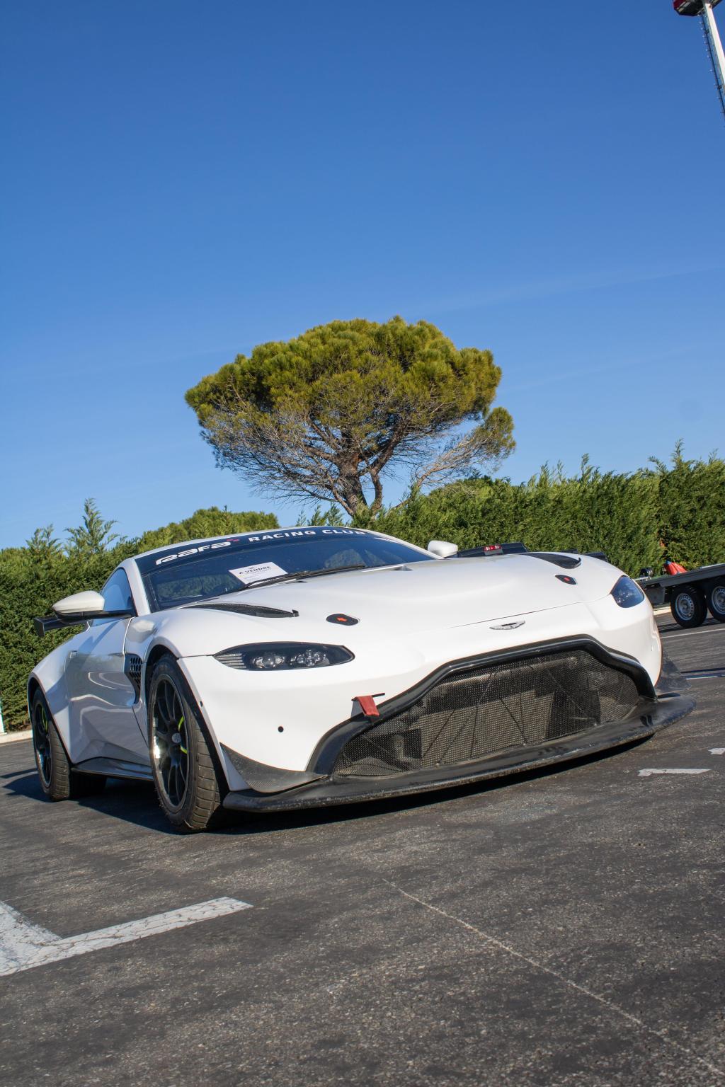 Aston Martin Vantage AMR GT4 17-A (2020) – Image 2