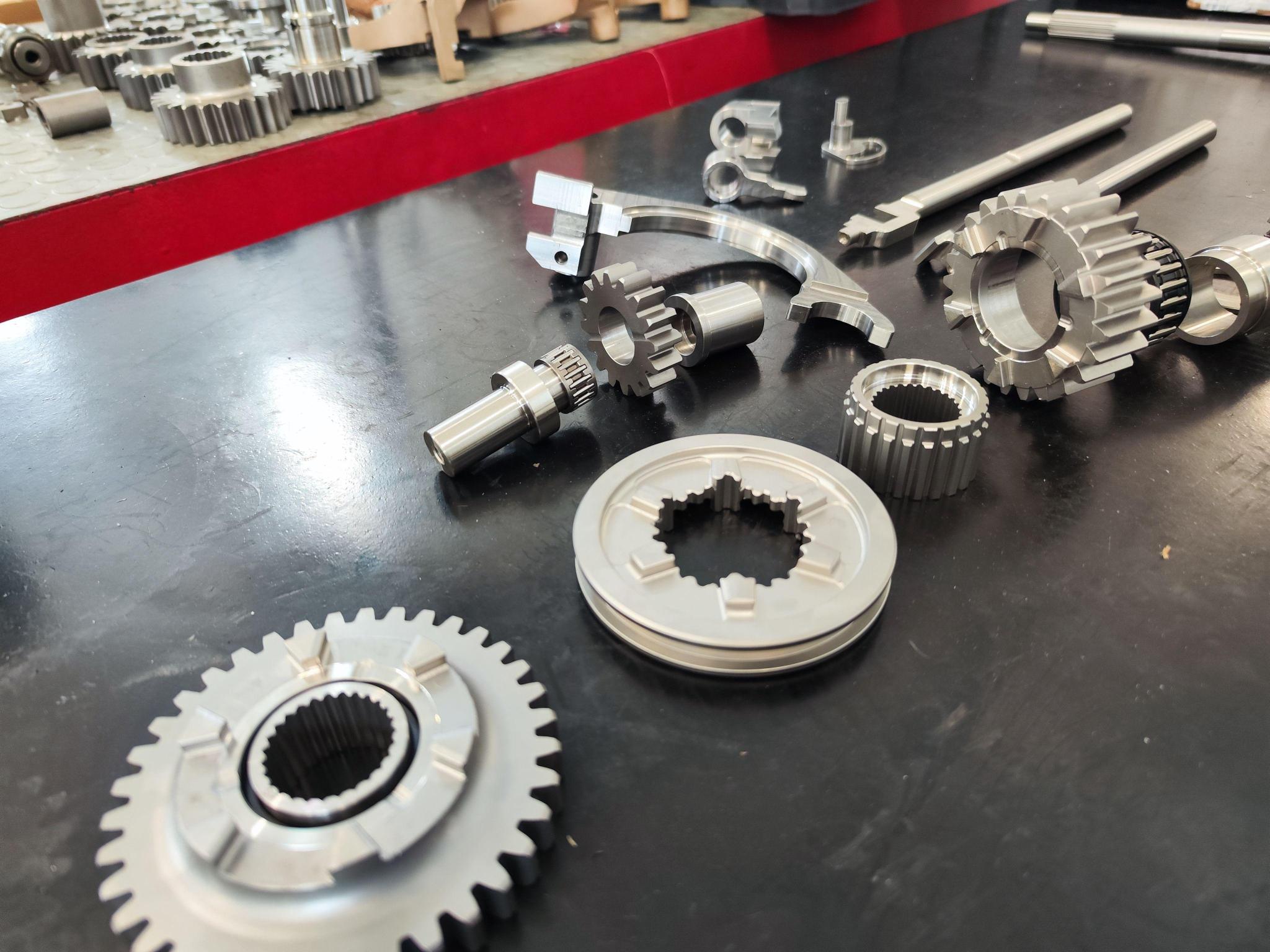Boîte de vitesses Alfa Romeo 5 rapports neuve - homologuée FIA – Image 5