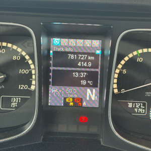 Mercedes Actros et semi Burgers, transporter complet sport auto