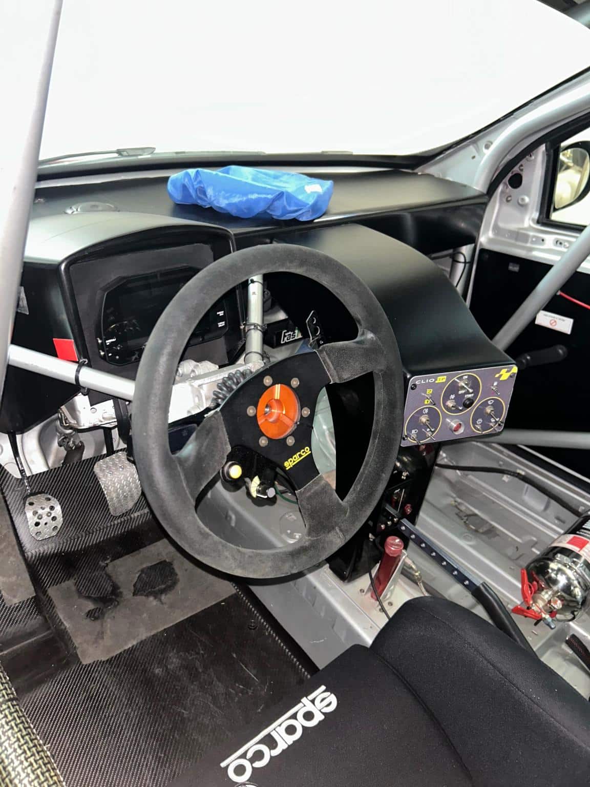 Renault Clio 3 Cup RSPLUS2000 – Image 6