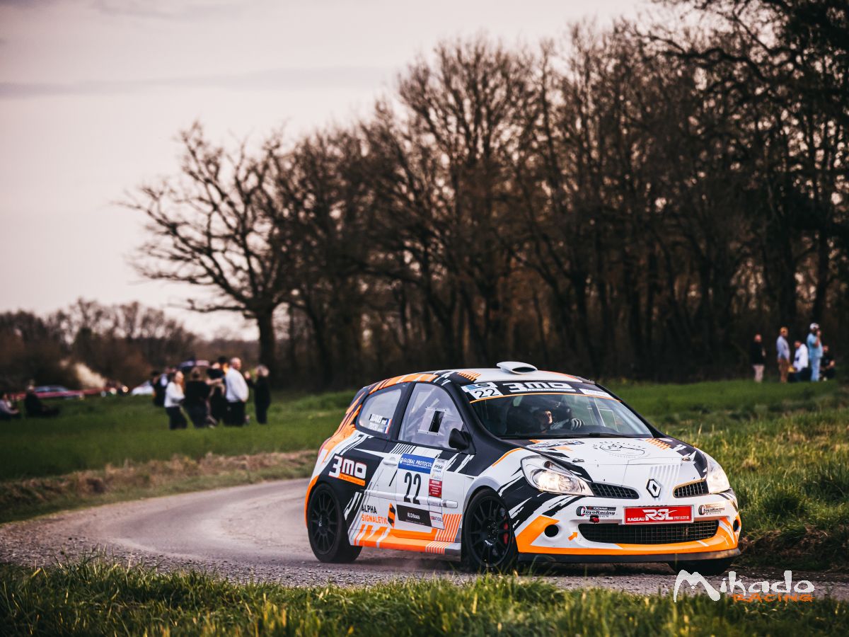 Renault Clio III TOP F2000 300 ch circuit – Image 4