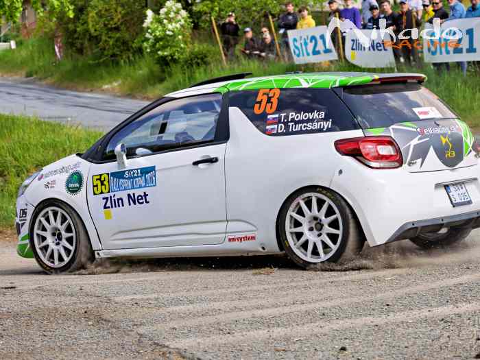 Citroën DS3 R3T Max avec important lot de pièces – Image 6