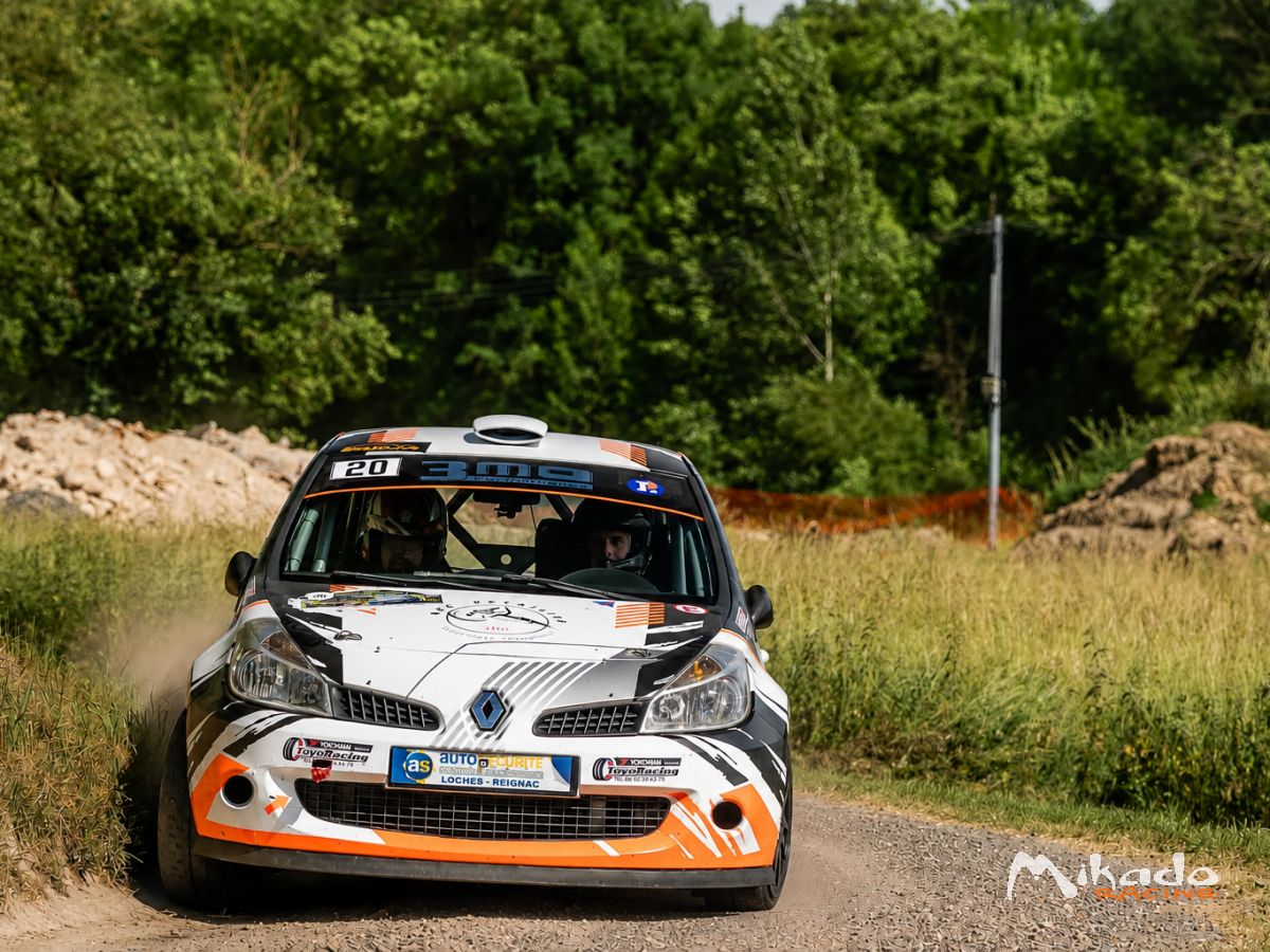 Renault Clio III TOP F2000 300 ch circuit – Image 5