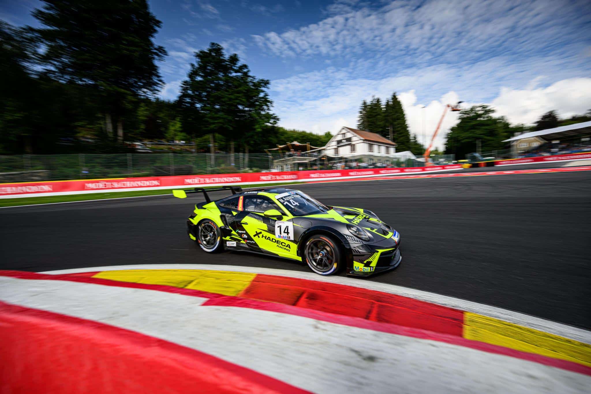 Porsche 911 GT3 Cup 992.1 (2024), 9 500 km – Image 6