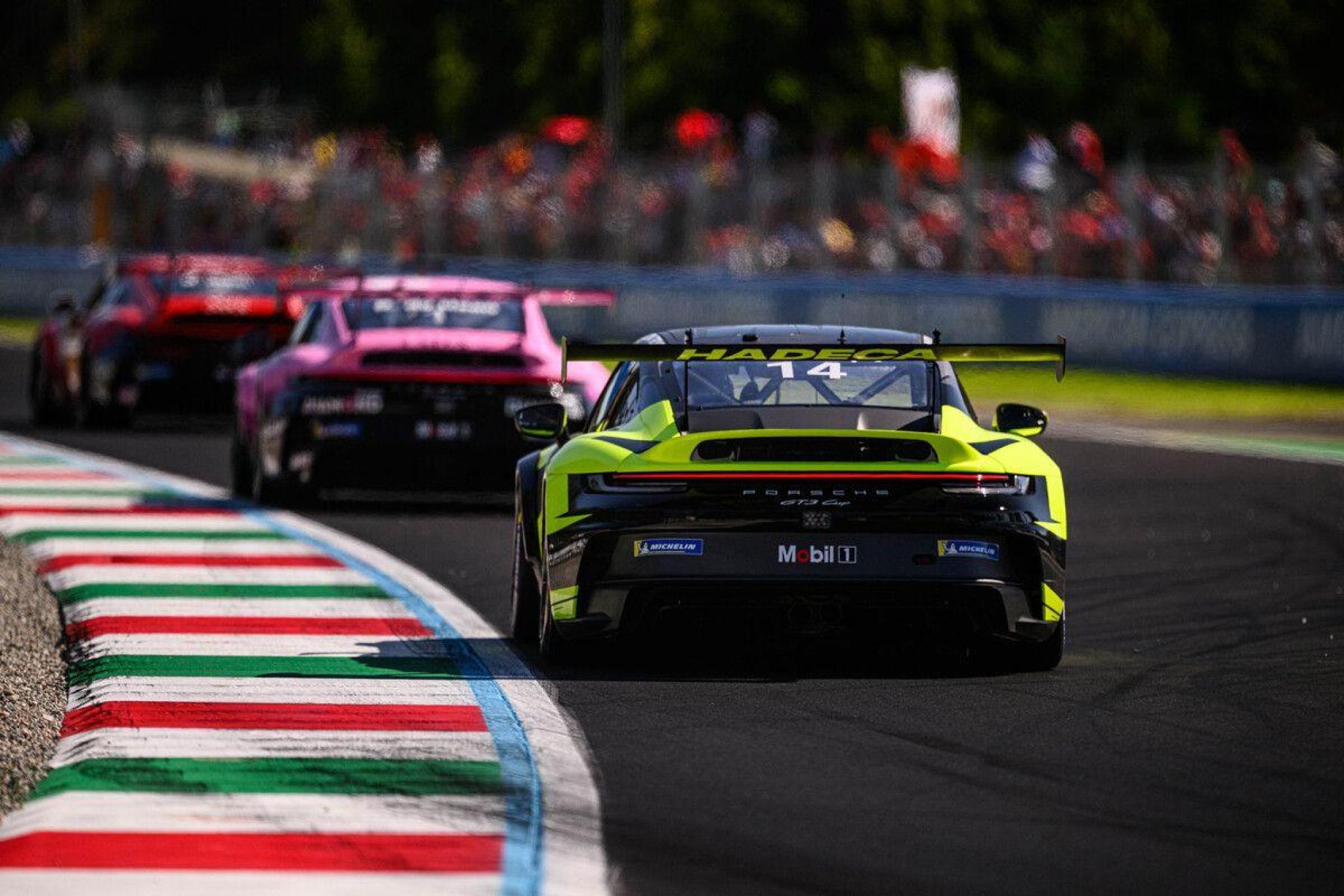 Porsche 911 GT3 Cup 992.1 (2024), 9 500 km – Image 9