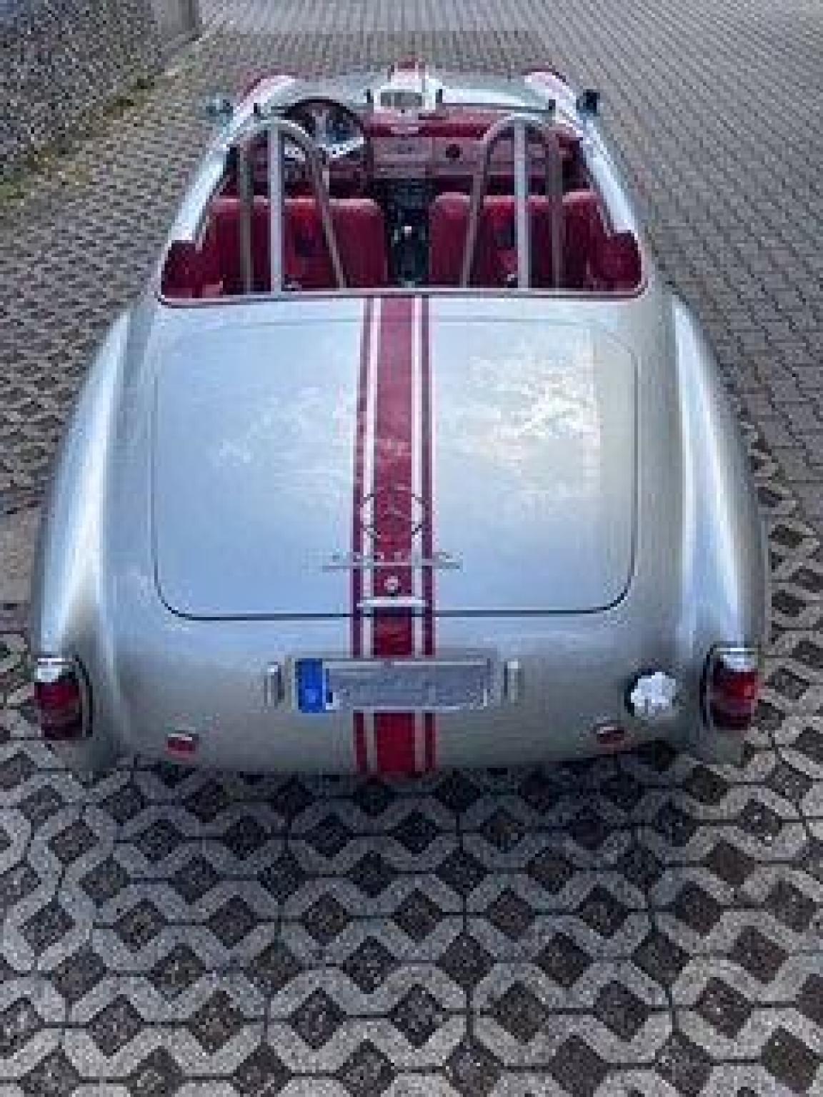 Mercedes 190 SLR de collection, homologuée route – Image 2