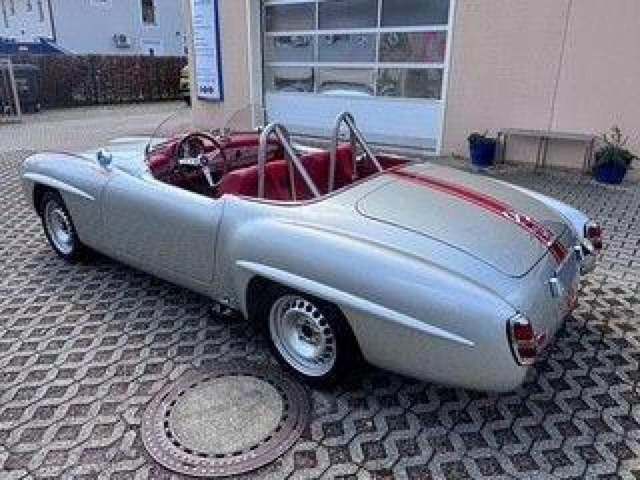 Mercedes 190 SLR de collection, homologuée route – Image 3