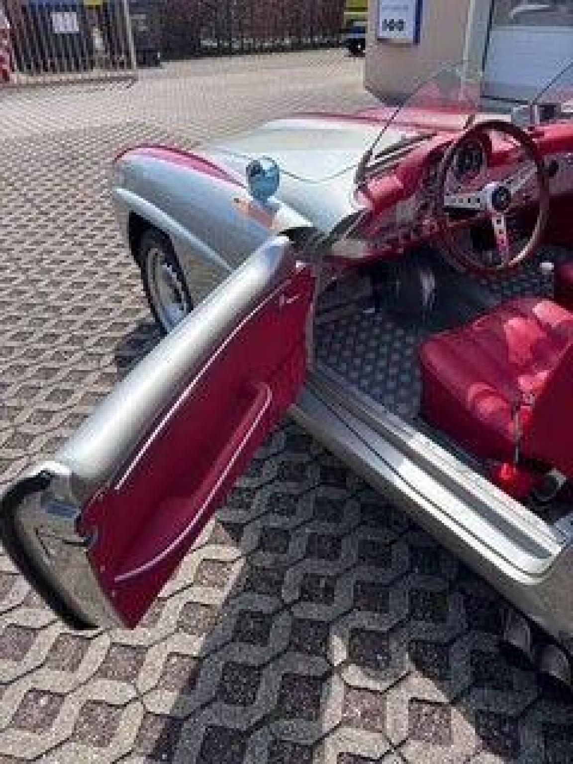 Mercedes 190 SLR de collection, homologuée route – Image 5