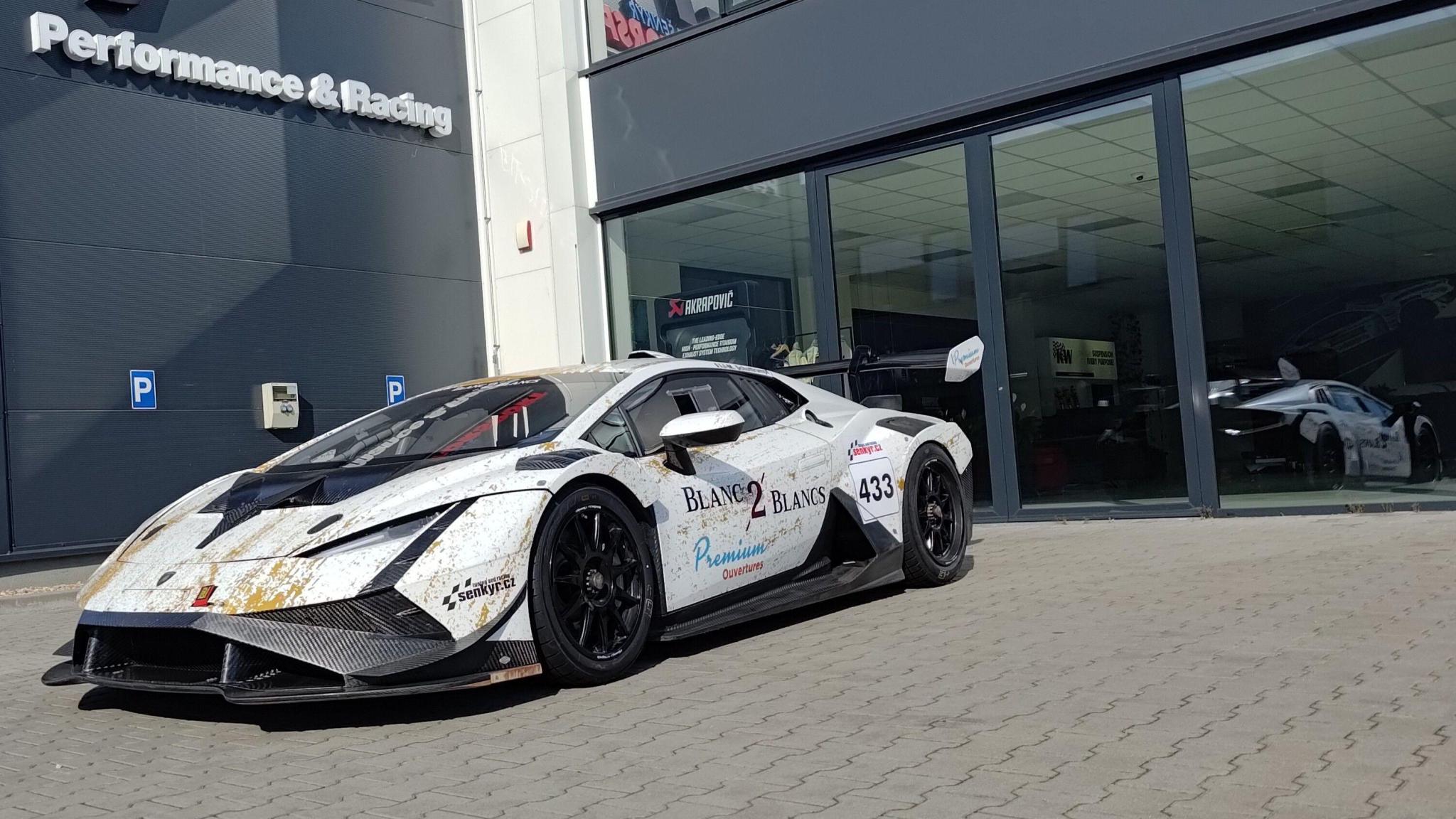 Lamborghini Huracán Super Trofeo EVO2, première main – Image 2