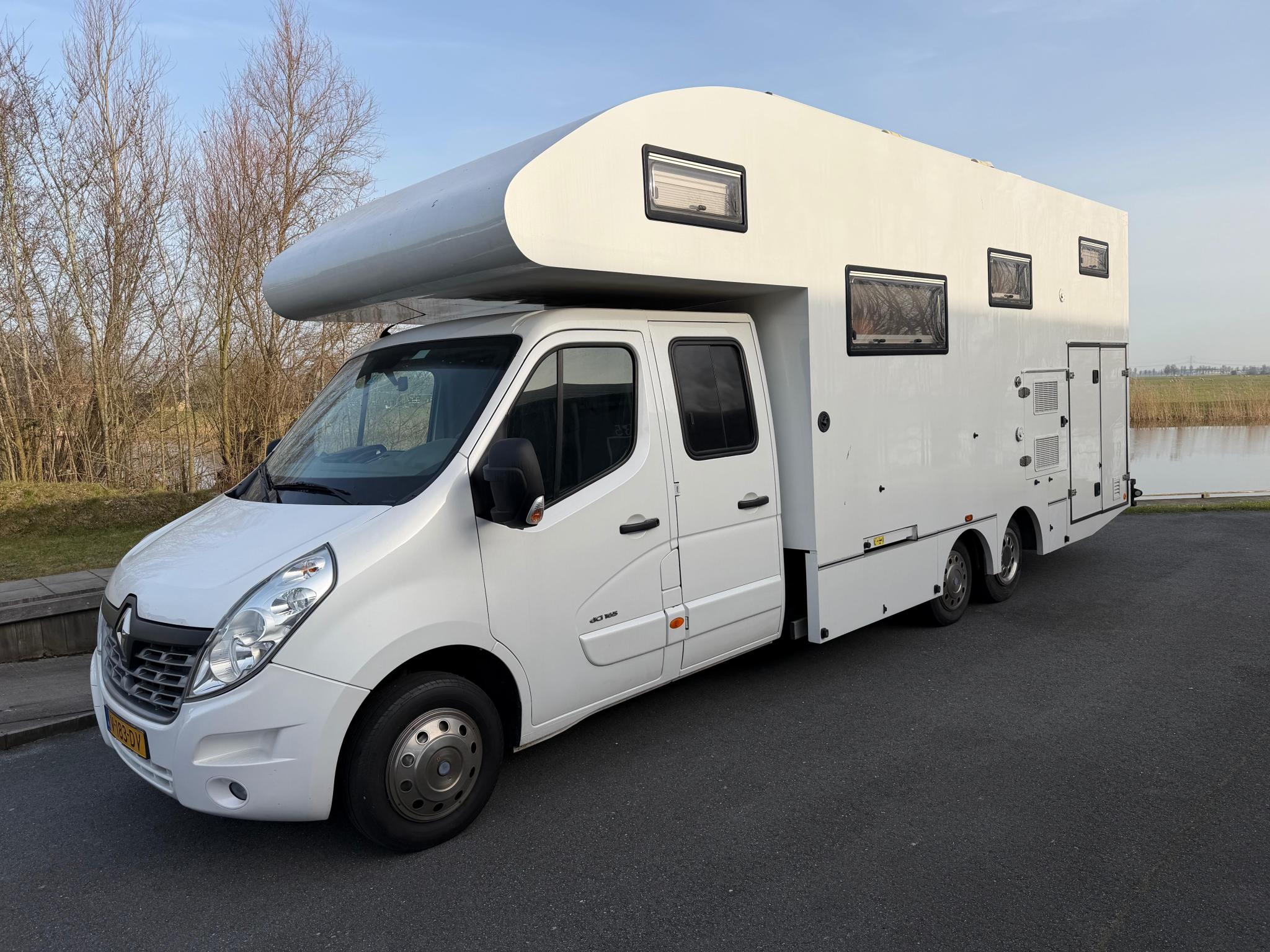 Renault Master aménagé camping-car 2017, cellule course – Image 3