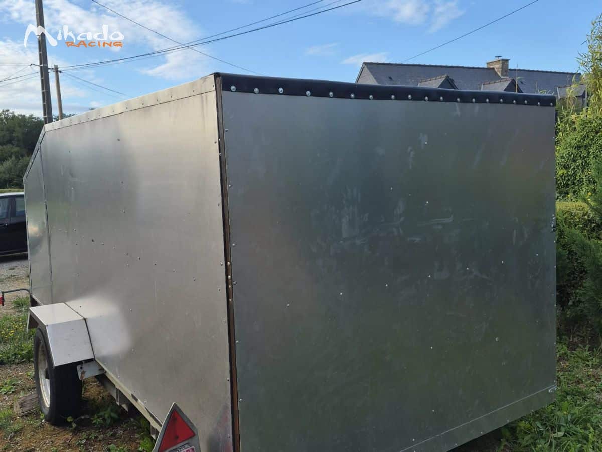 Plateau porte-voiture UFAC basculant, plancher alu, treuil électrique – Image 2