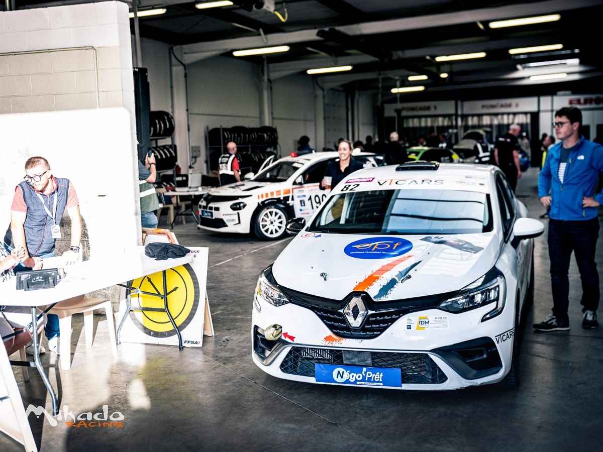Renault Clio V Rally5 · 1 000 km, prête à courir – Image 3