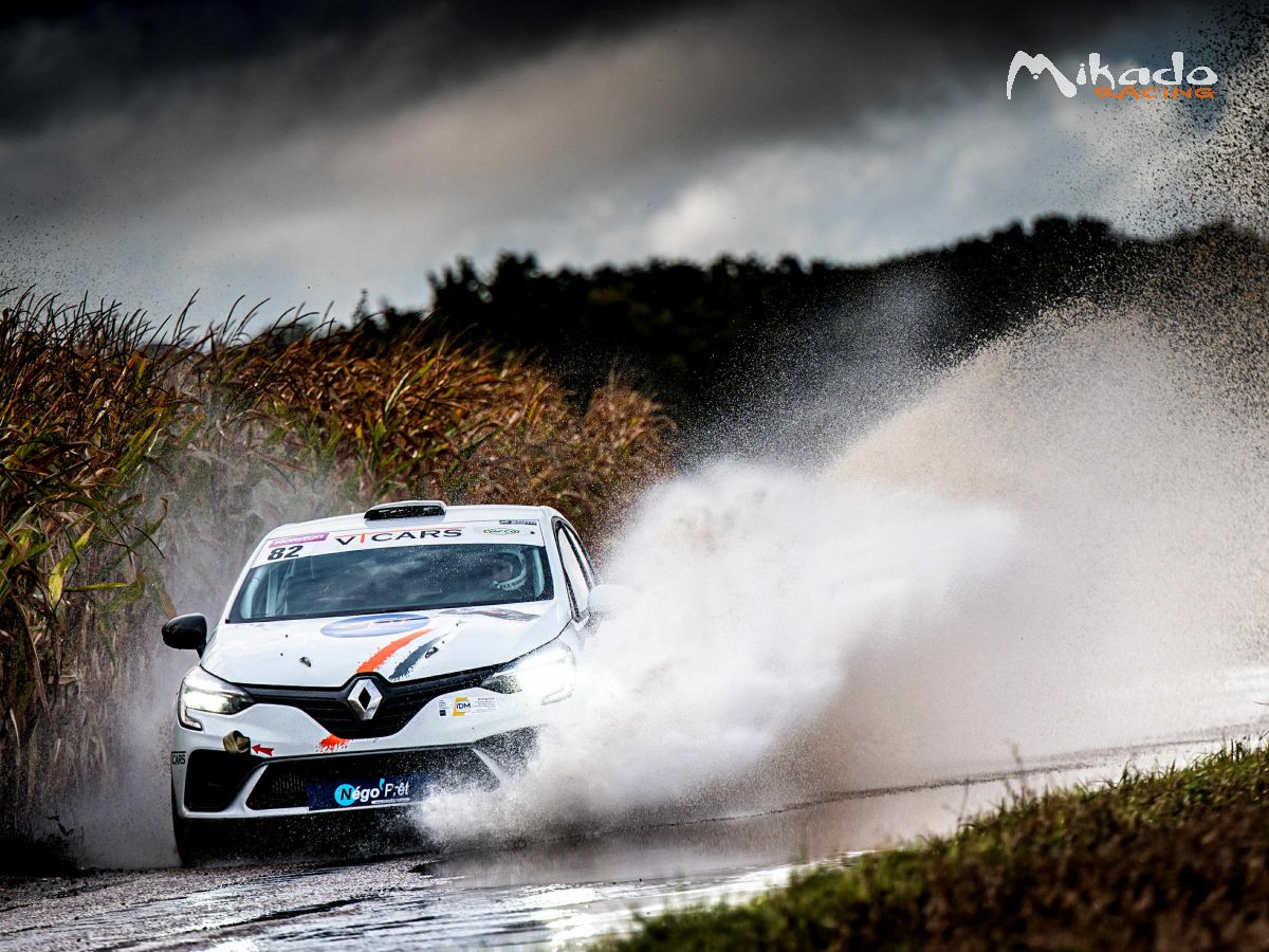 Renault Clio V Rally5 · 1 000 km, prête à courir – Image 2