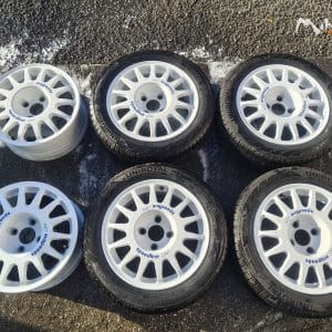 Jantes Speedline 2118 15" 4x108 ET15, dont 4 en pneus pluie