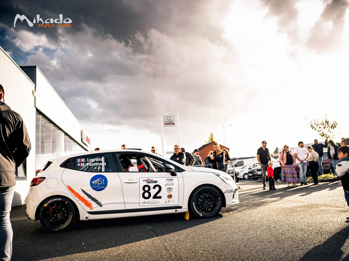 Renault Clio V Rally5 · 1 000 km, prête à courir – Image 4