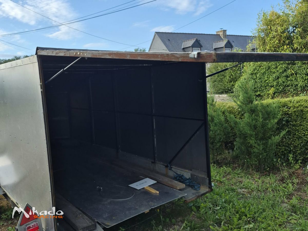 Plateau porte-voiture UFAC basculant, plancher alu, treuil électrique – Image 3