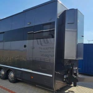 Remorque Fliegl carrossée LEHEL, cellule de vie et douche
