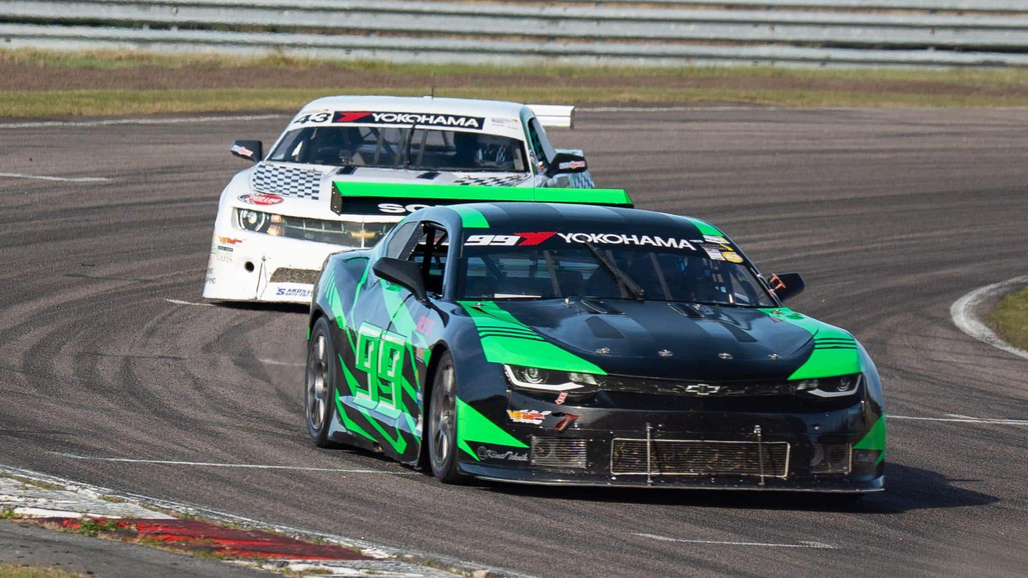 Chevrolet Camaro Thundercar TA2 (2018), V8 500 ch, châssis Howe – Image 2
