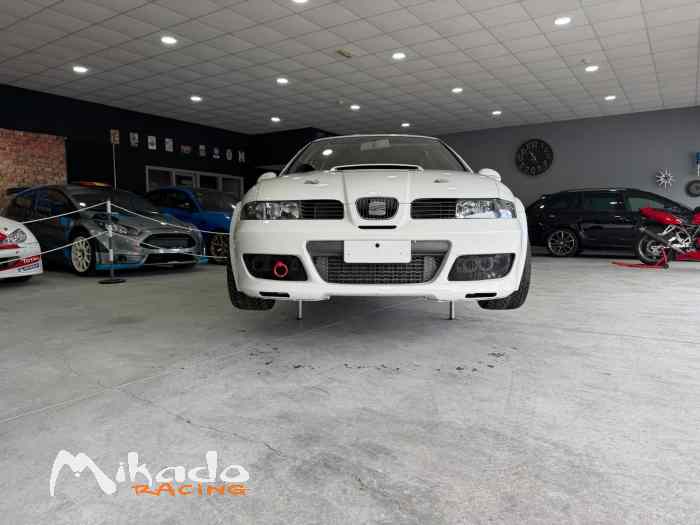SEAT León Supercopa · monotype de circuit révisé à neuf – Image 4