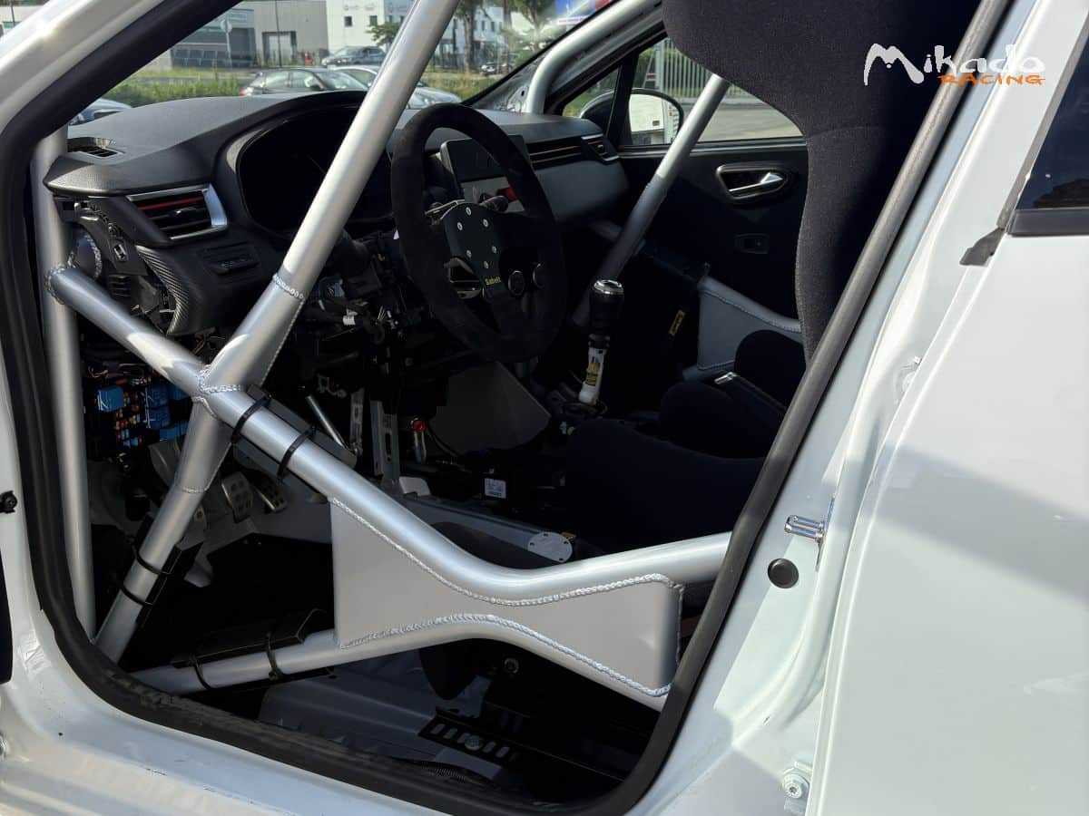 Renault Clio V FRC6 rallye – Image 4