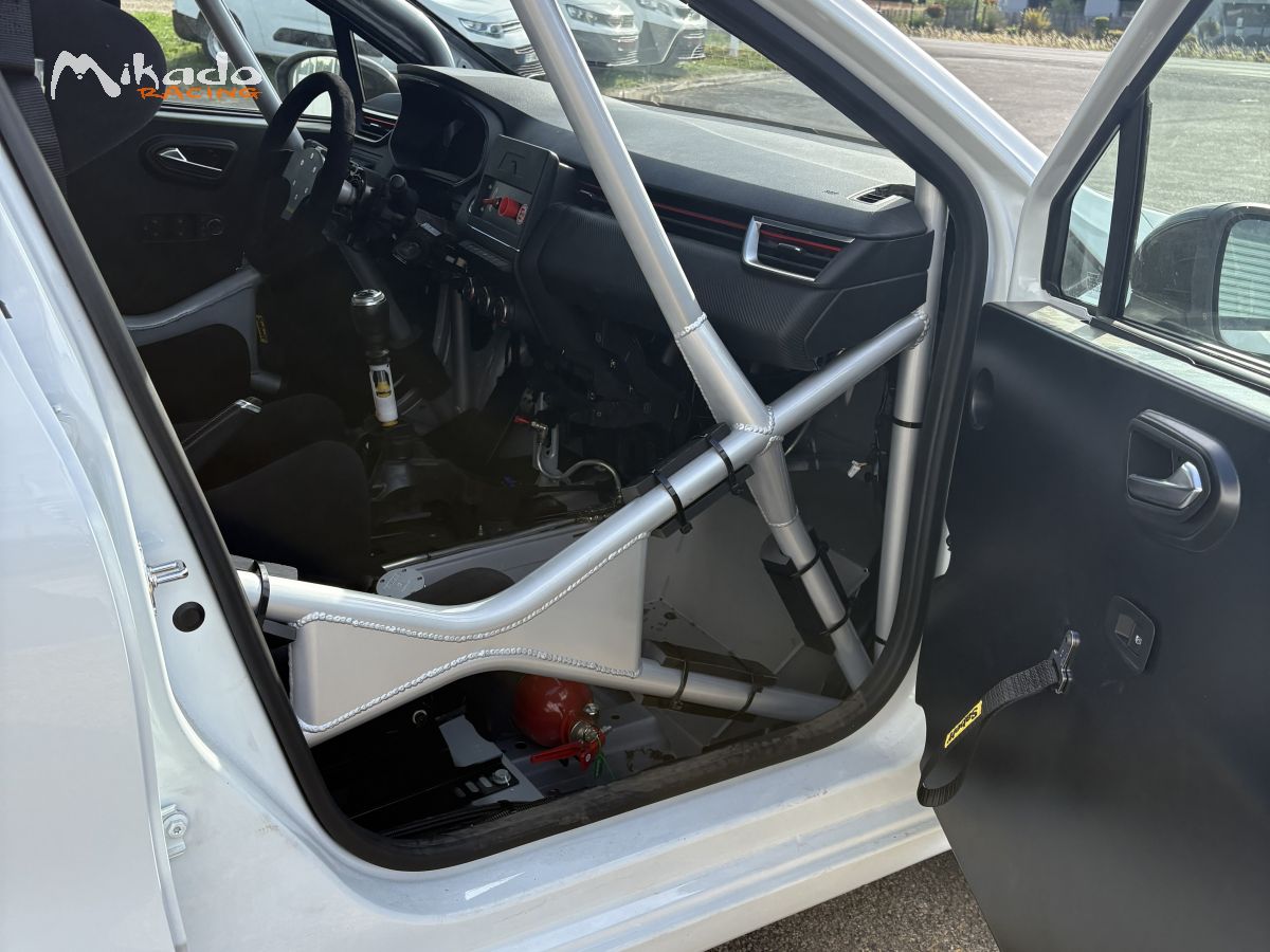 Renault Clio V FRC6 rallye – Image 5